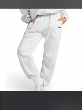 COMFRT- Women's sweatpants- Color:
Storm- Size: S- Brand new without tags.